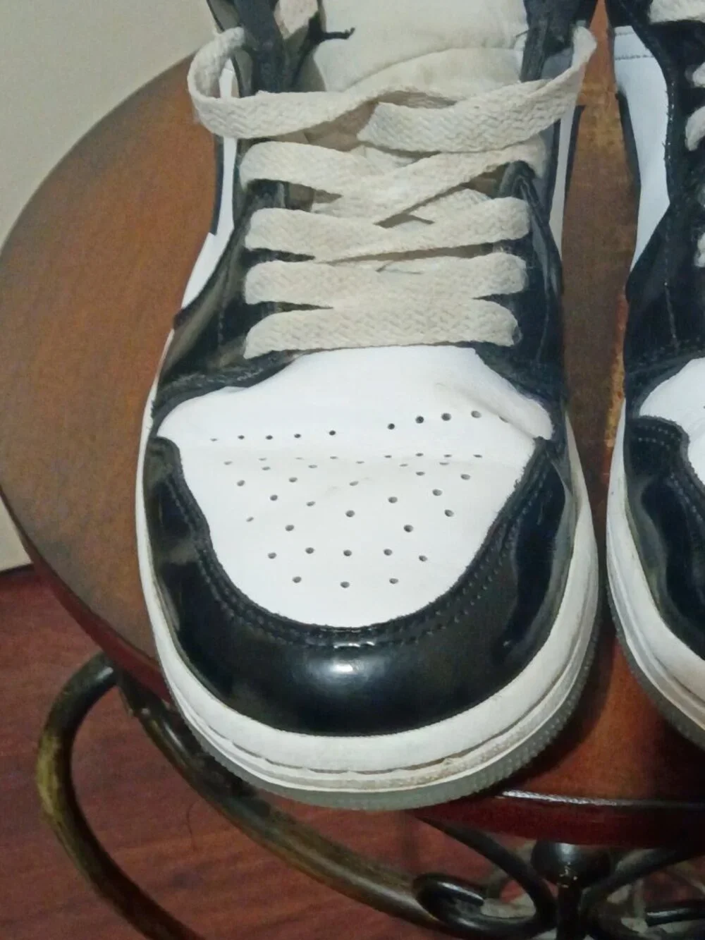 Air Jordan 1 Low SE Concord Black White Patent Leather DV1309-100 Sneaker Sz 8.5